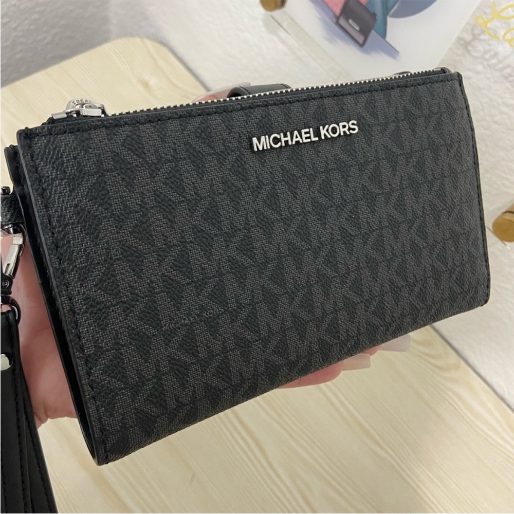 Michael Kors Black Textured Wristlet